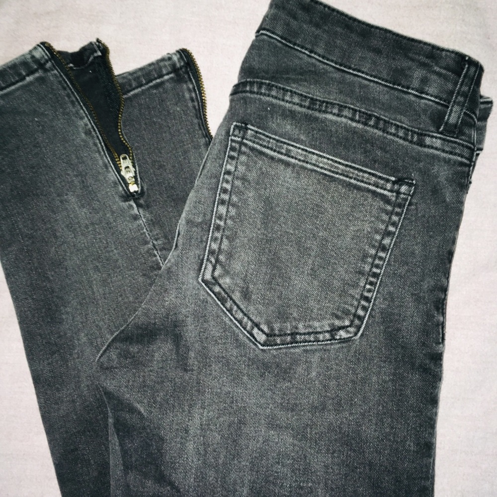 **NEW** H&M black jeans